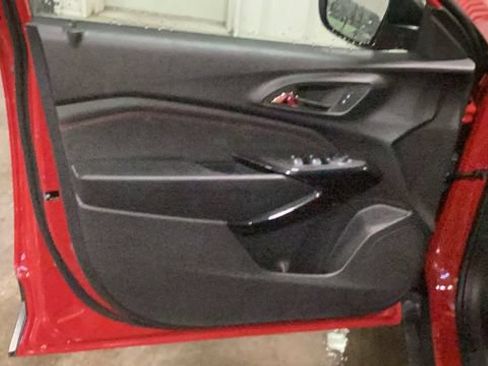 New 2026 Chevrolet Trax RS w/ Sunroof Package FWD image 12