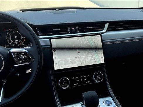 New 2026 Jaguar F-PACE R-Dynamic S image 6