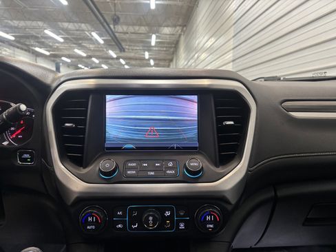 Used 2019 GMC Acadia SLT image 21