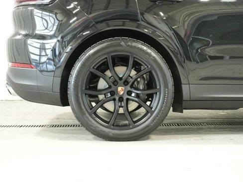 New 2026 Porsche Cayenne image 40
