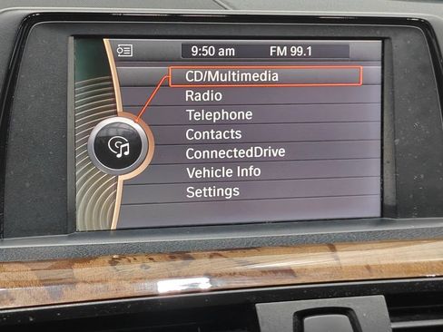 Used 2013 BMW 320i xDrive Sedan AWD/4WD image 6