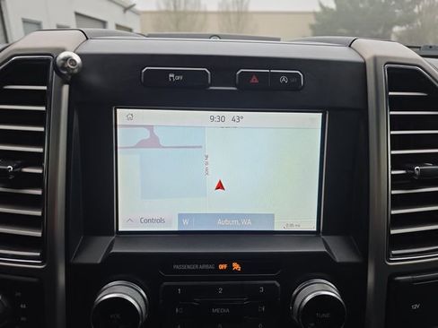 Used 2019 Ford F150 Platinum image 24