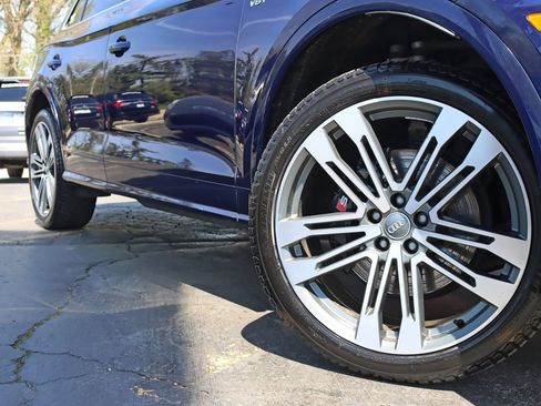 Used 2018 Audi SQ5 Premium Plus AWD/4WD image 5