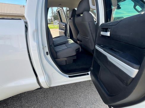 Used 2019 Toyota Tundra SR5 image 11
