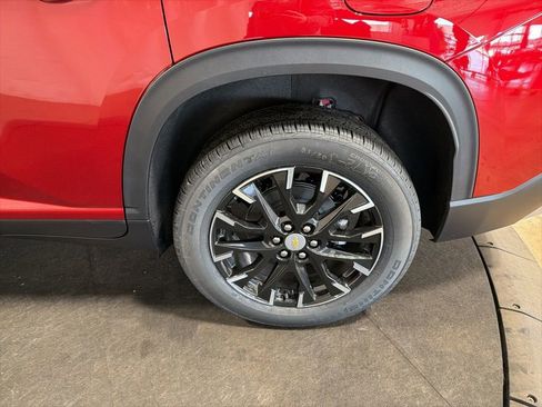 New 2026 Chevrolet Traverse LT w/ Sun and Wheel Package image 36