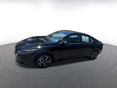Used 2025 Nissan Sentra SV FWD image 8