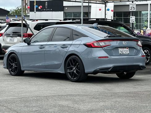 Used 2022 Honda Civic Sport image 6