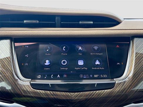 Used 2022 Cadillac XT6 Premium Luxury w/ Platinum Package image 16