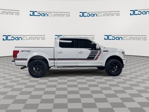 Used 2018 Ford F150 Lariat w/ Equipment Group 502A Luxury AWD/4WD image 9