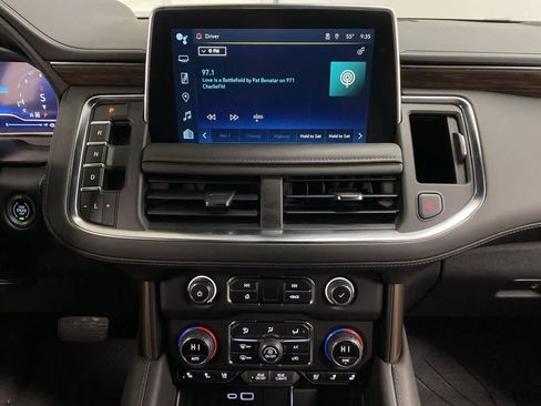 Used 2024 Chevrolet Tahoe High Country w/ Premium Package image 24