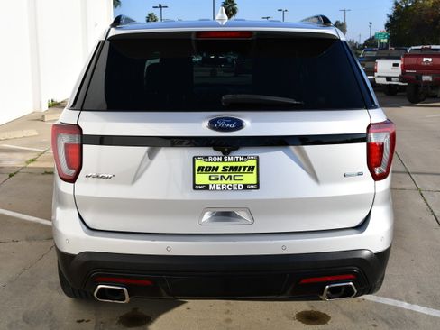 Used 2017 Ford Explorer Sport w/ Equipment Group 401A image 7