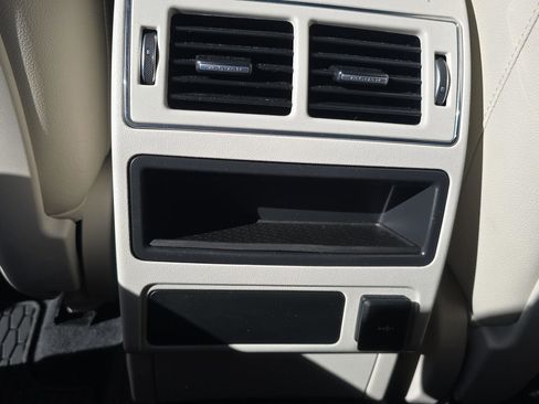 Used 2022 Jaguar F-PACE S image 12