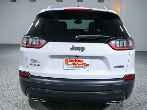 Used 2021 Jeep Cherokee Latitude Lux AWD/4WD image 8