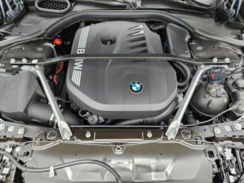 Used 2025 BMW 740i RWD image 16
