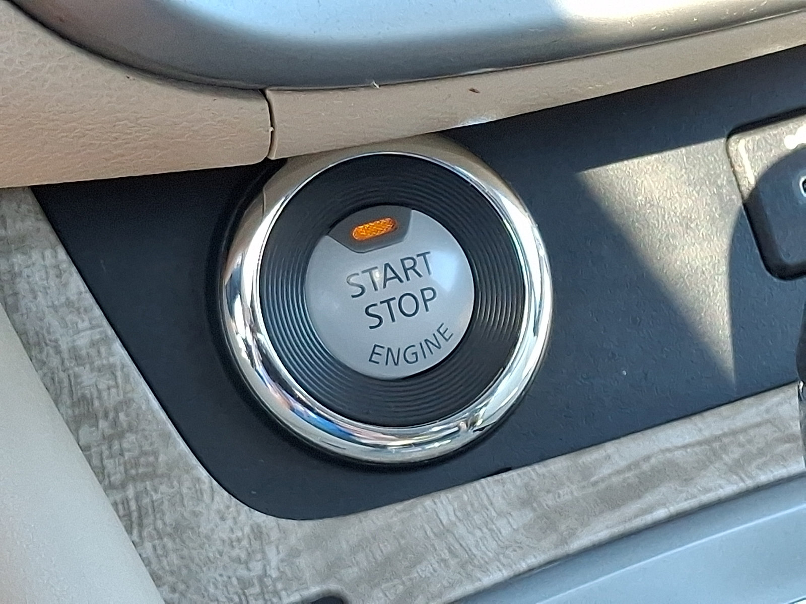 Used 2020 Nissan Murano SL w/ Moonroof Package AWD/4WD image 24