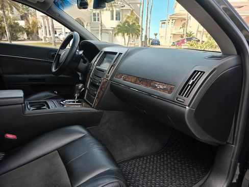 Used 2009 Cadillac STS V image 76