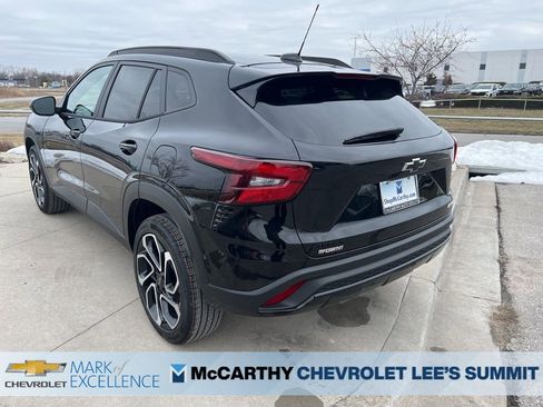 New 2026 Chevrolet Trax RS image 7