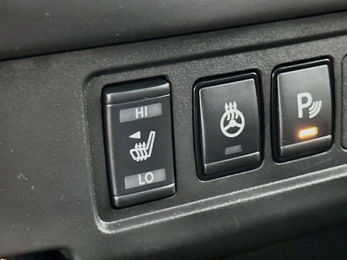 Used 2025 Nissan Frontier PRO-4X w/ Pro Premium Package AWD/4WD image 16