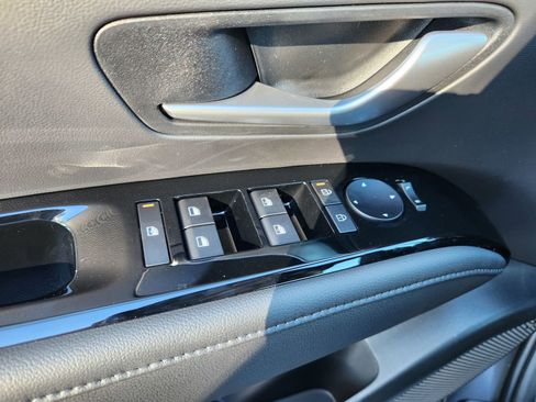 New 2026 Hyundai Tucson Limited image 19