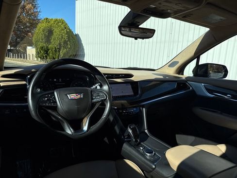 Certified 2023 Cadillac XT6 Sport w/ Platinum Package image 17