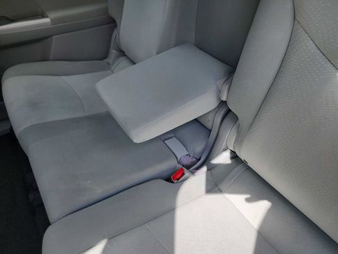 Used 2012 Toyota Prius V Three FWD image 21