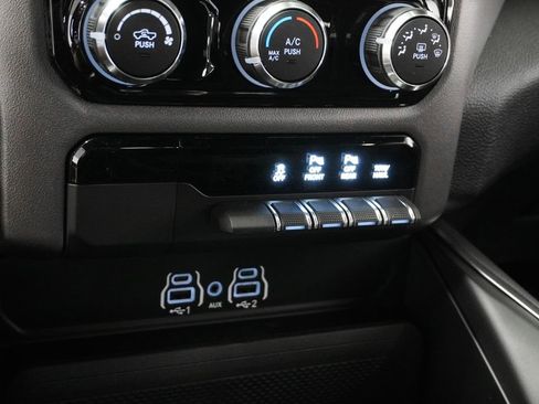 New 2026 RAM 1500 Express AWD/4WD image 27