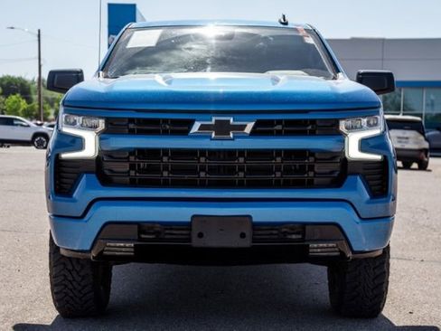 Used 2023 Chevrolet Silverado 1500 RST w/ Convenience Package II AWD/4WD image 2