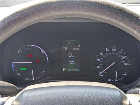 Used 2021 Toyota Sienna LE FWD image 10