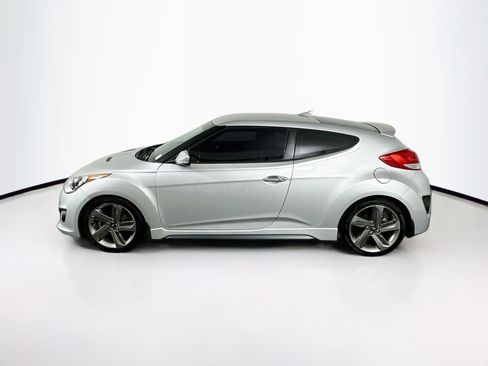 Used 2015 Hyundai Veloster Turbo FWD image 4