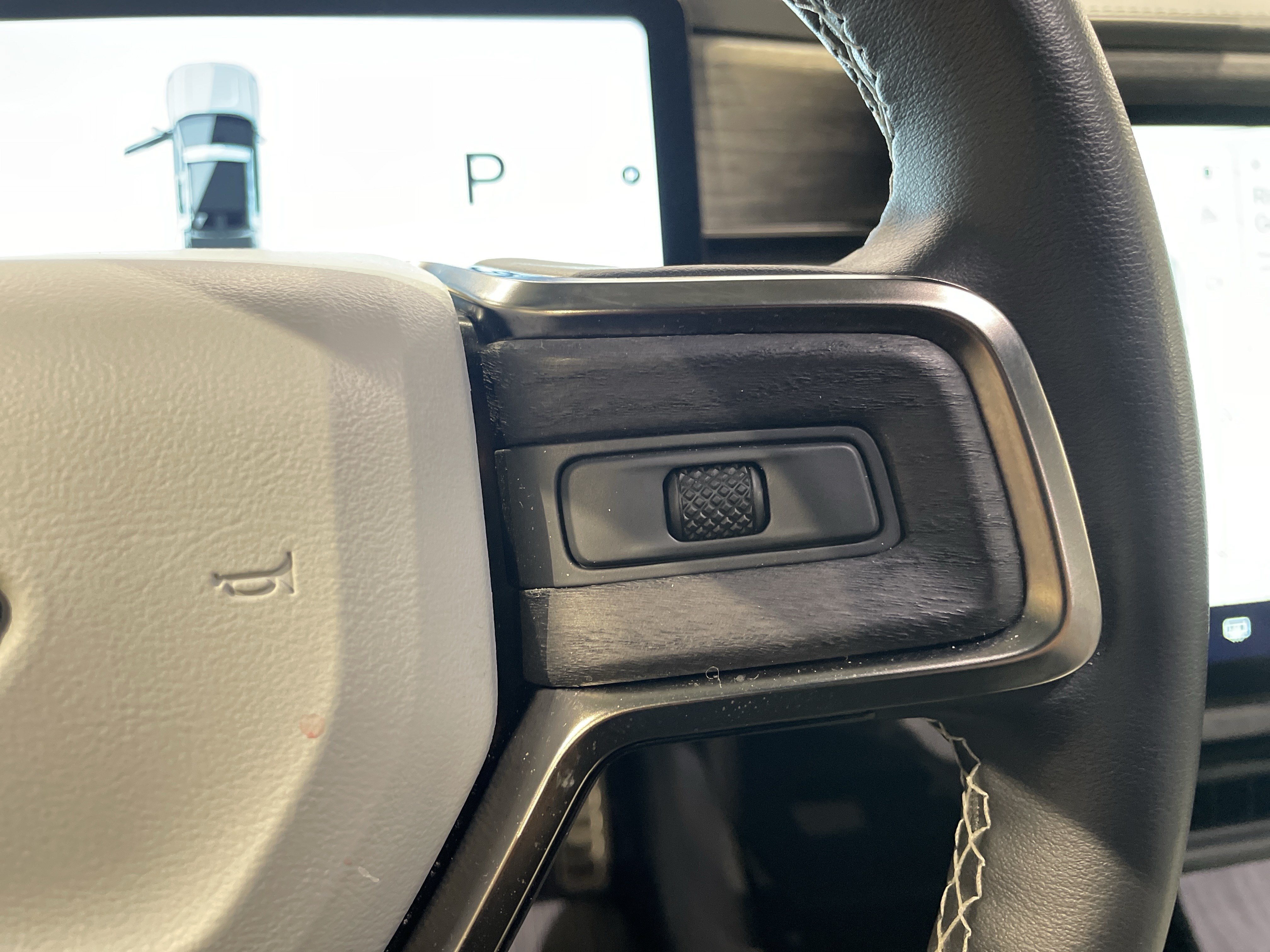 Used 2023 Rivian R1T Adventure Quad AWD/4WD image 23