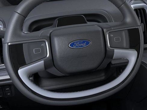 New 2025 Ford Expedition Max Platinum w/ Driver's Package image 12