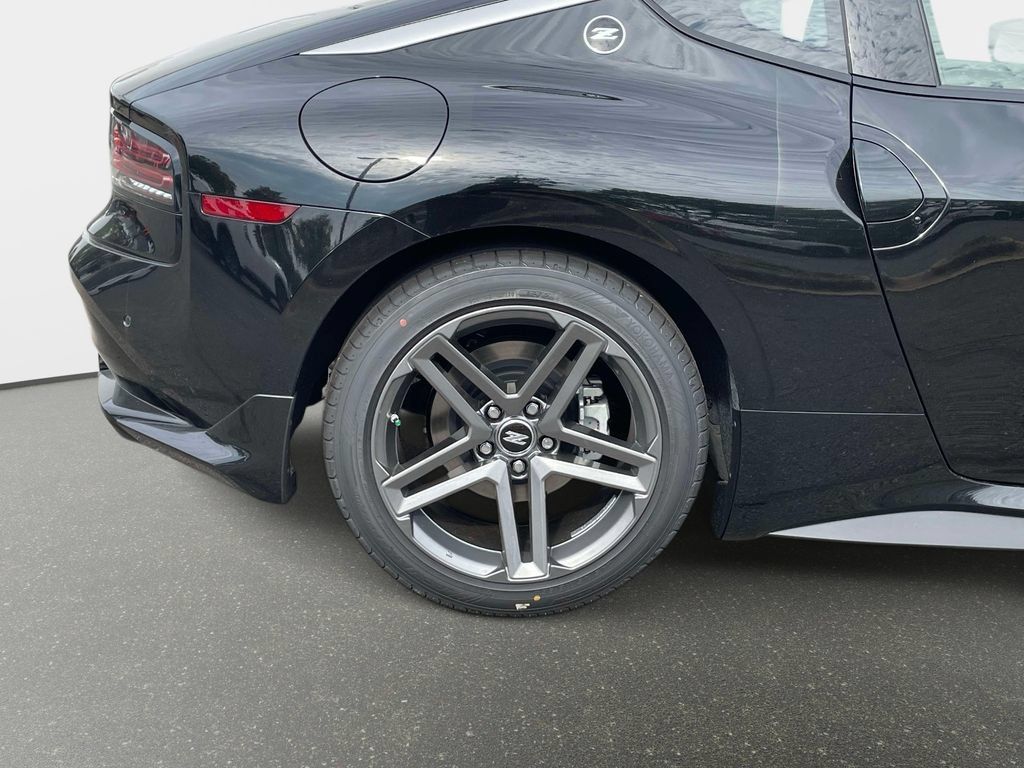 New 2027 Nissan Z Sport RWD image 7