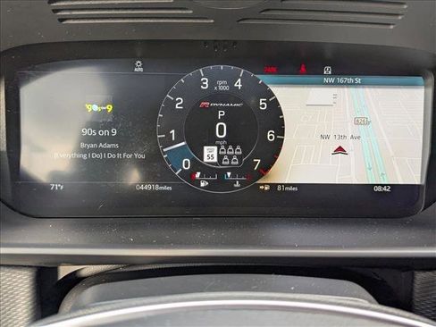 Used 2021 Land Rover Discovery S R-Dynamic image 11