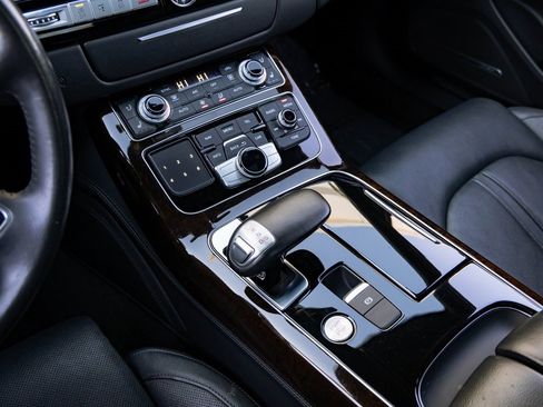 Used 2017 Audi A8 L 3.0T w/ Executive Package image 11