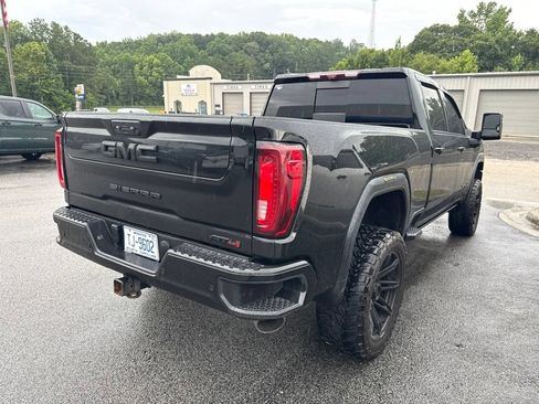Used 2022 GMC Sierra 2500 AT4 w/ AT4 Premium Plus Package AWD/4WD image 8
