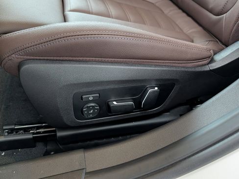 New 2026 BMW 330i xDrive Sedan w/ M Sport Package image 10