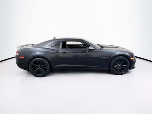 Used 2015 Chevrolet Camaro SS w/ RS Package RWD image 4