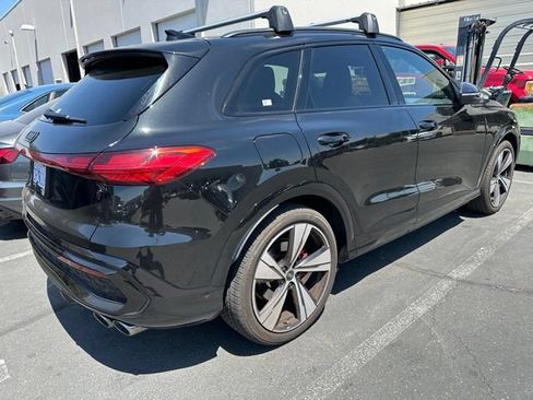 Used 2025 Audi SQ5 Prestige AWD/4WD image 4