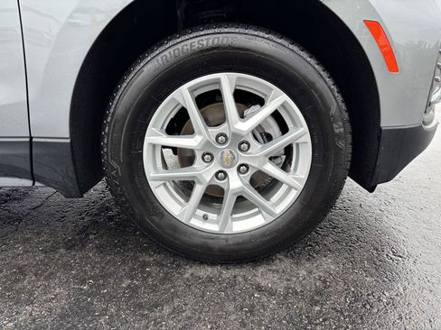 Used 2024 Chevrolet Equinox LS AWD/4WD image 9