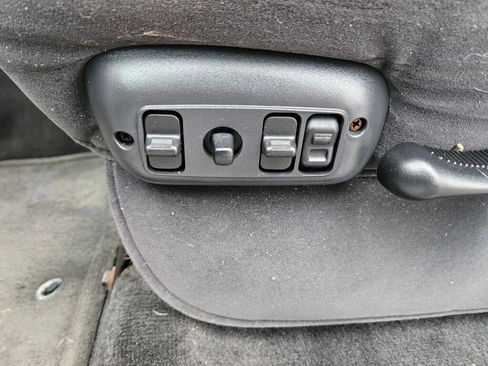 Used 2002 Dodge Ram 1500 Truck SLT image 16