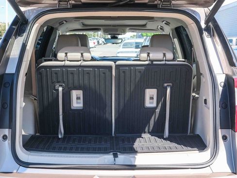 Used 2022 GMC Acadia Denali w/ Denali Ultimate Package image 29