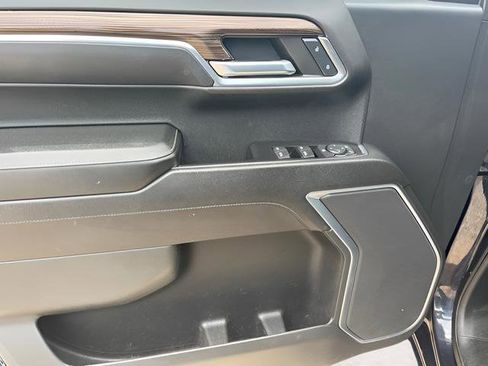 Used 2023 Chevrolet Silverado 1500 LT w/ Protection Package image 12