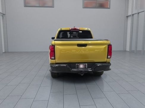 Used 2023 Chevrolet Colorado Z71 w/ Z71 Convenience Package 2 image 7