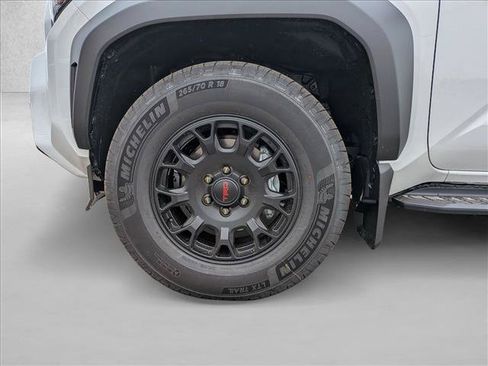 Certified 2026 Toyota 4Runner TRD Off-Road AWD/4WD image 10
