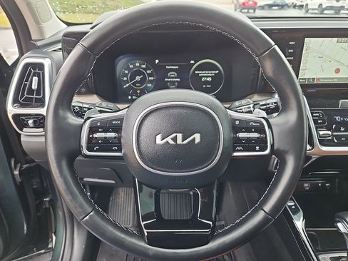 Used 2022 Kia Sorento SX Prestige w/ Rust Color Package image 25