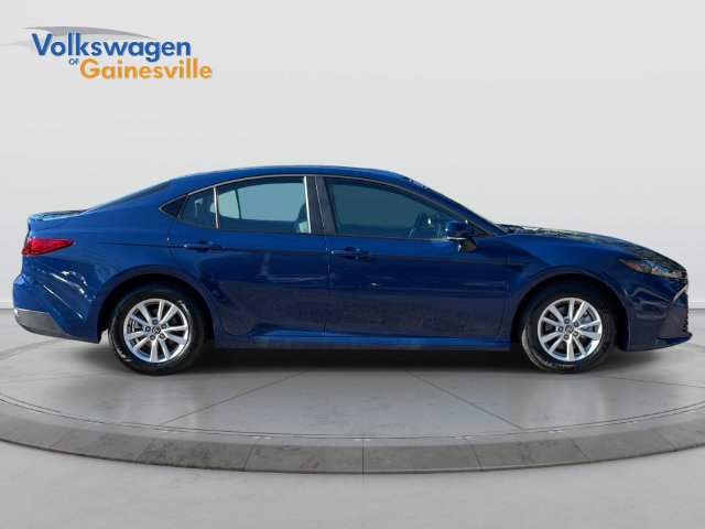 Used 2025 Toyota Camry LE w/ Convenience Package FWD image 2