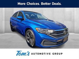 Used 2023 Volkswagen Jetta SE w/ Panoramic Sunroof Package FWD video 1