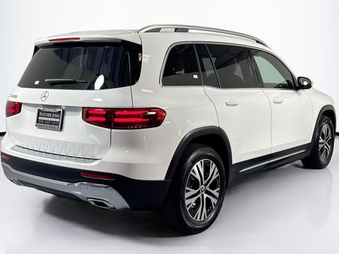 Used 2026 Mercedes-Benz GLB 250 image 5