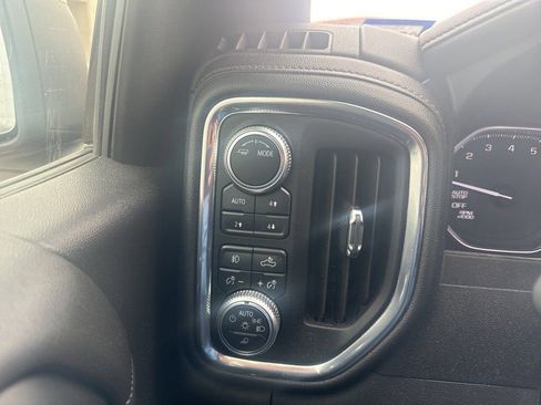 Used 2020 GMC Sierra 1500 SLT image 5