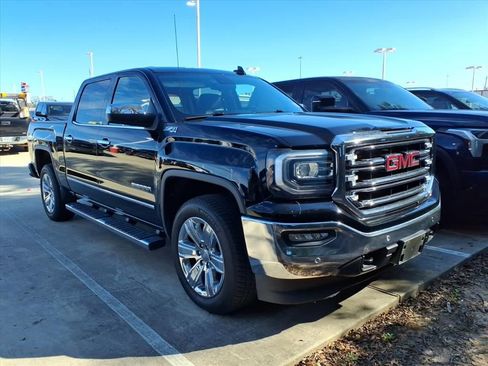 Used 2018 GMC Sierra 1500 SLT image 1